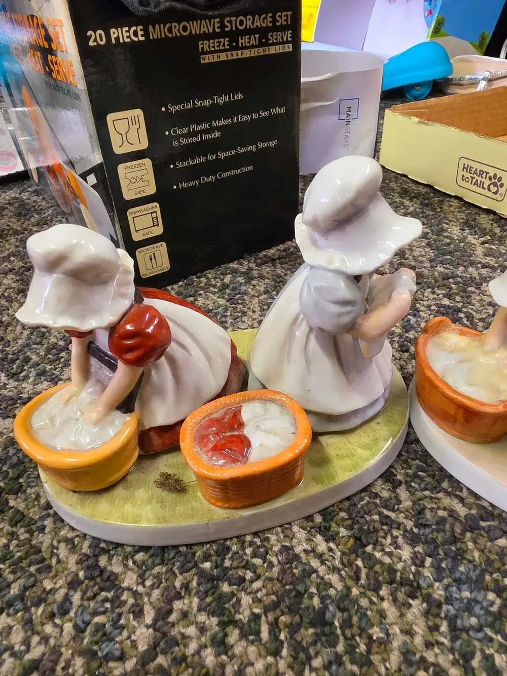 Royal Bayreuth Sun Bonnet Babies Figurines Monday Tuesday